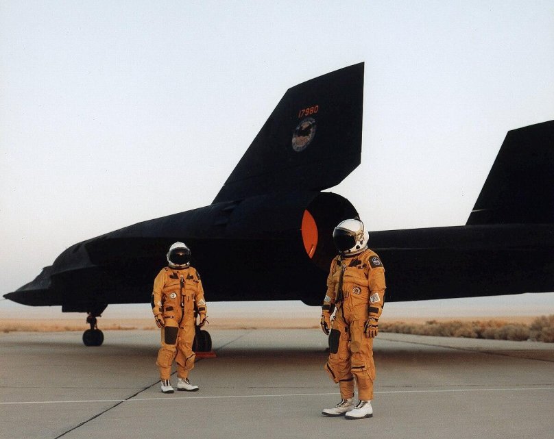 Пилот SR 71