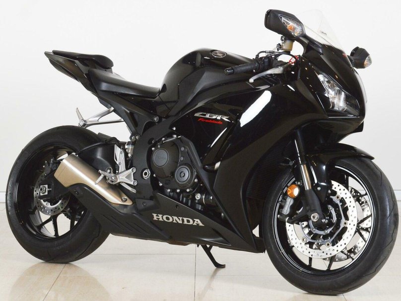 Honda 1000rr Fireblade черный