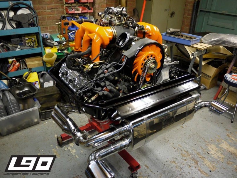 Porsche 964 engine