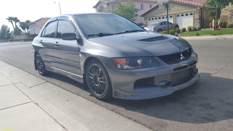 Mitsubishi EVO 9