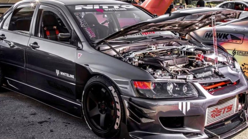 Митсубиси Лансер Эволюшн 9