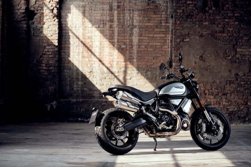 Ducati Scrambler Dark