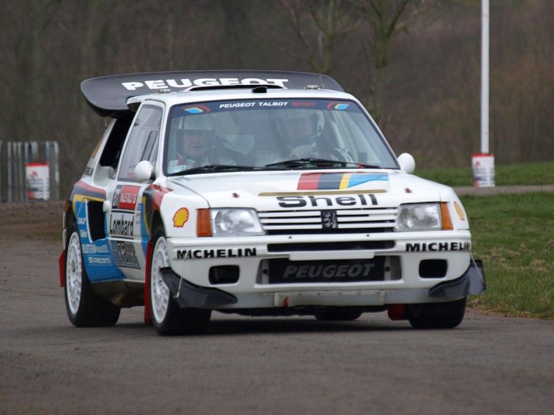 Peugeot 205 ралли
