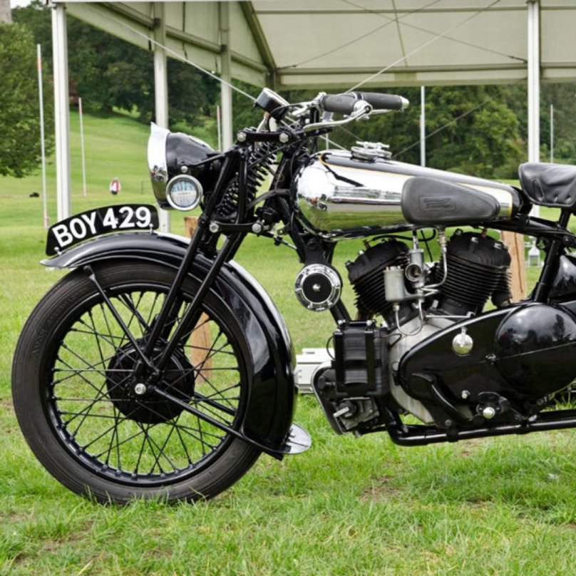 Brough Superior ss80