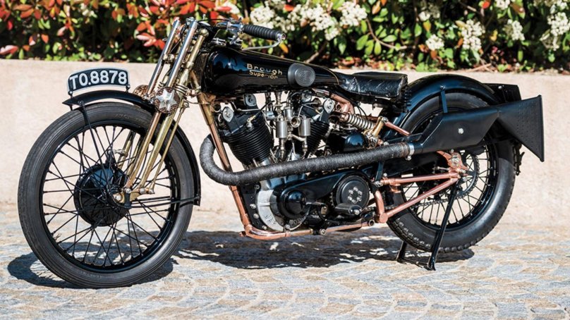 Кастом мотоциклы SS 700