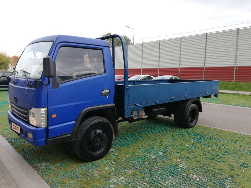 Автомобиль BAW -33462