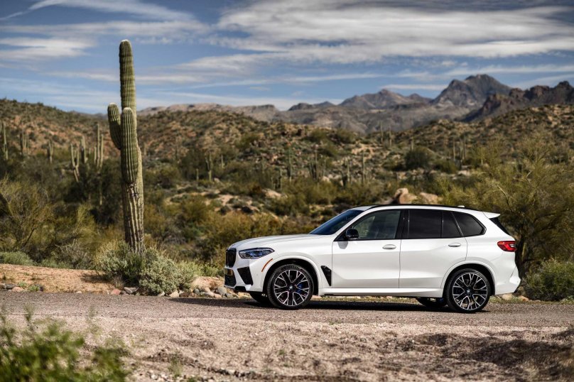 BMW x5m 2021