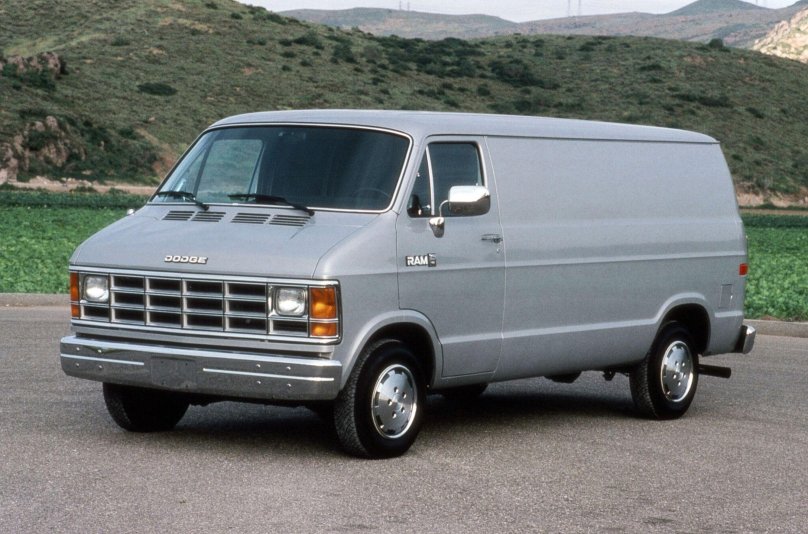 Dodge Ram van 1986