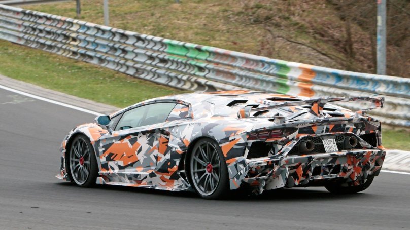 Lamborghini Aventador SVJ