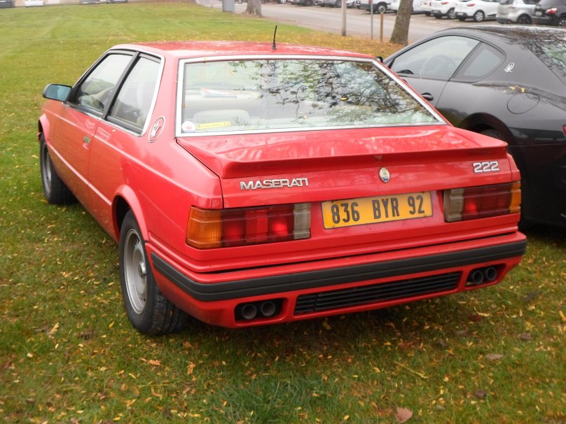 Мазерати 222