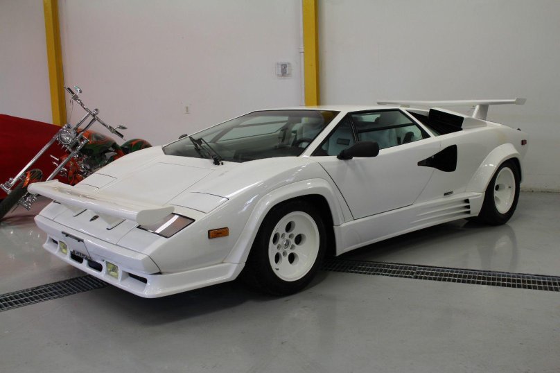 Lamborghini Countach 5000qv
