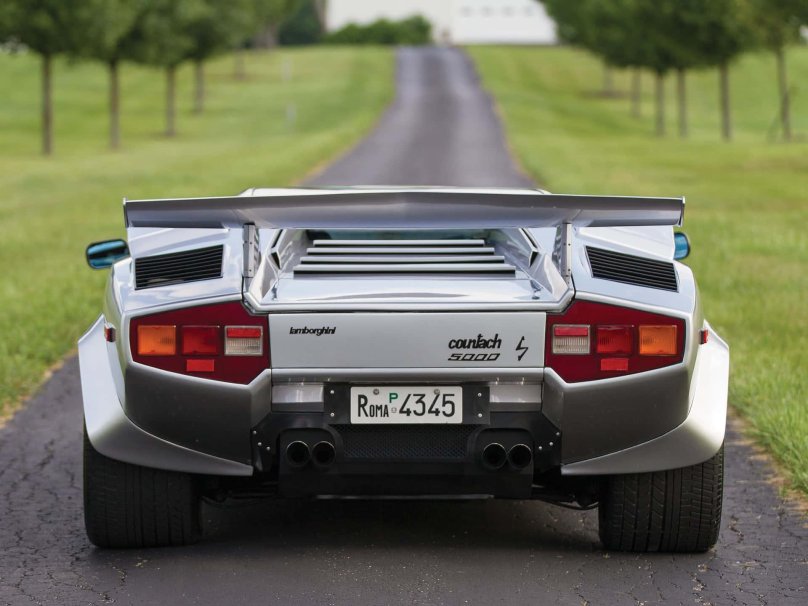 Lamborghini Countach lp5000 s