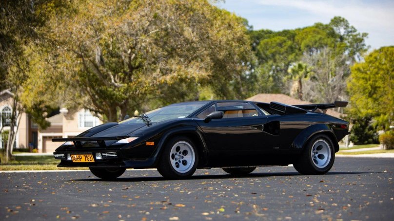 Lamborghini Countach lp5000