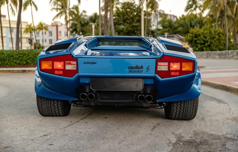 Lamborghini Countach lp500