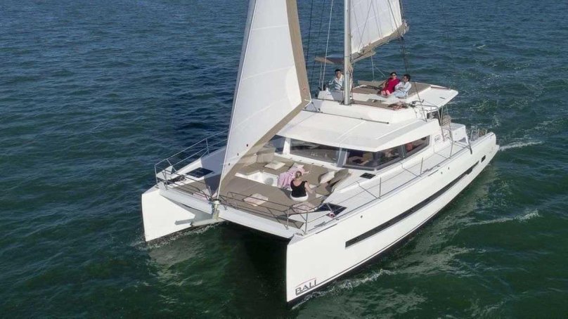 Катамаран Bali 4.8