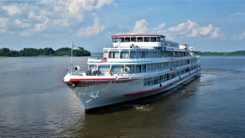 Теплоход Александр Пушкин в Уфе