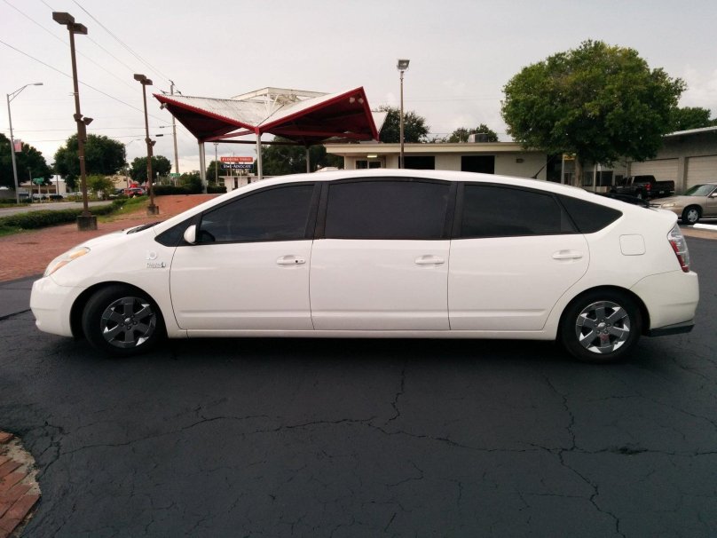 Приус лимузин