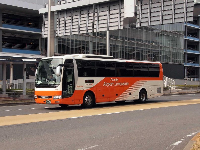 Автобусы в Токио