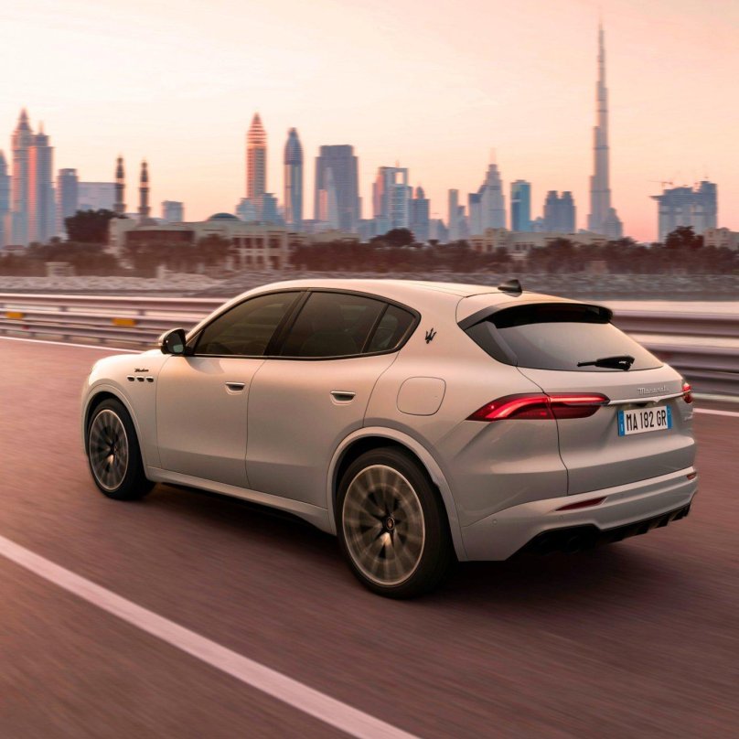 Мазерати 2022