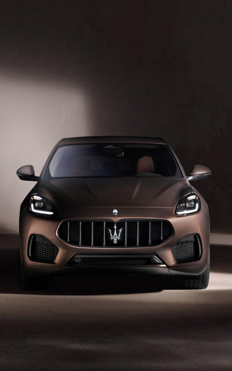 Мазерати 2022