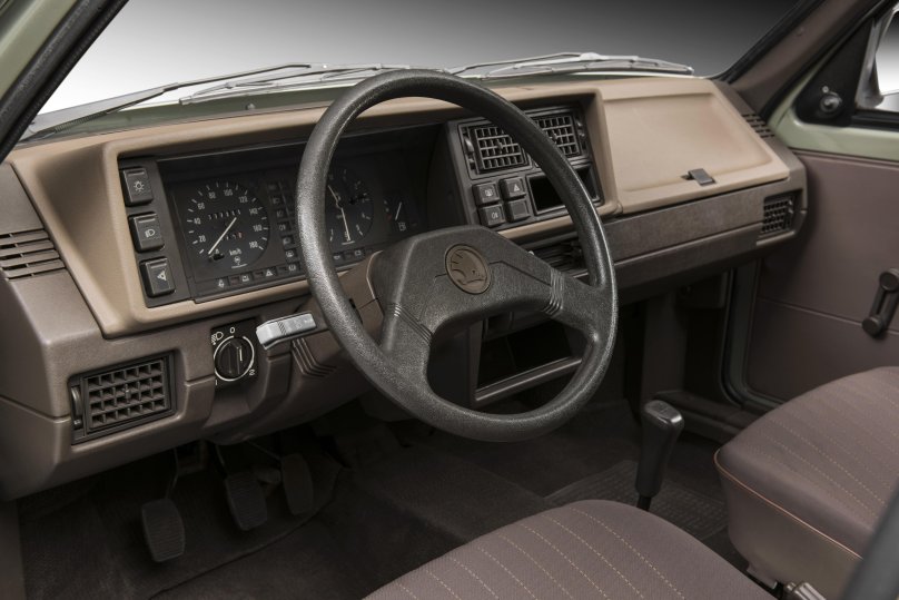 Шкода Фаворит 1987 салон