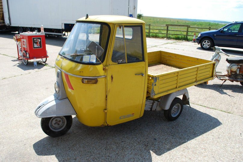 Piaggio Ape 400