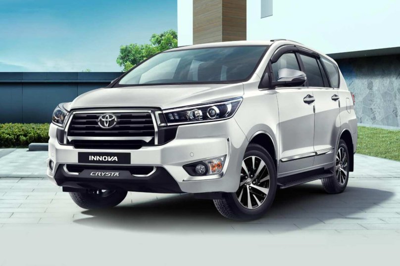 Toyota Innova 2023