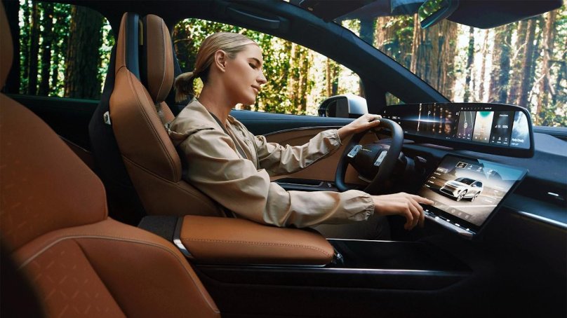 Lucid автомобиль