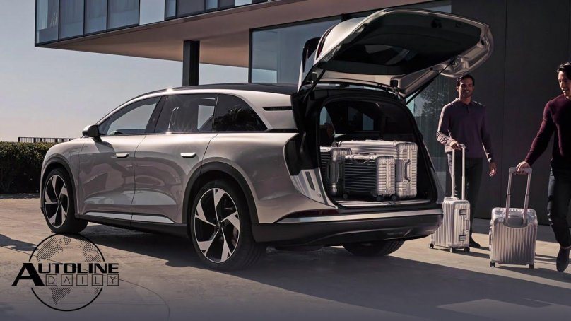 Lucid Gravity кроссовер