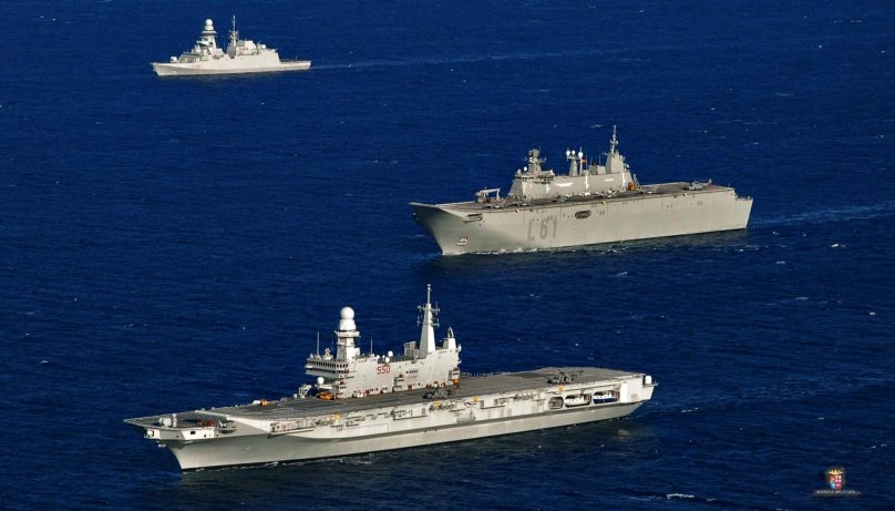 Хуан Карлос авианосец