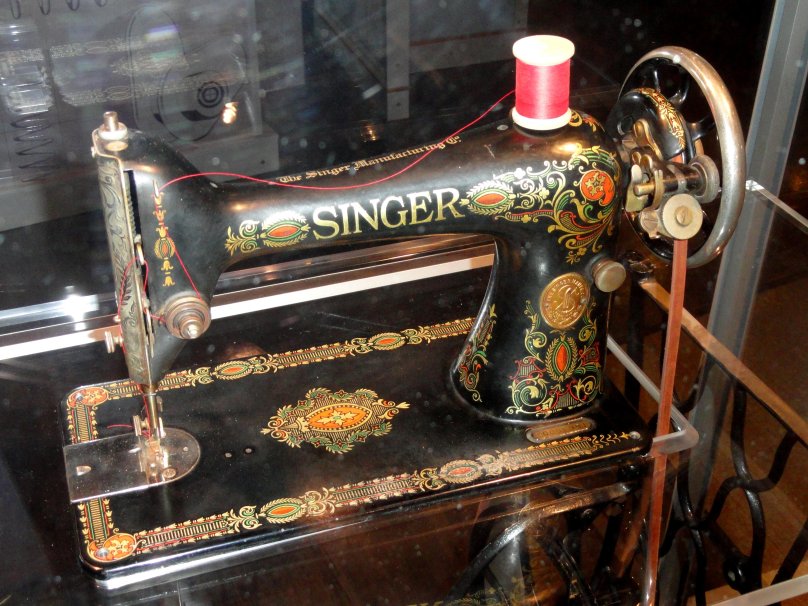 Швейная машинка Gritzner Durlach 3555031