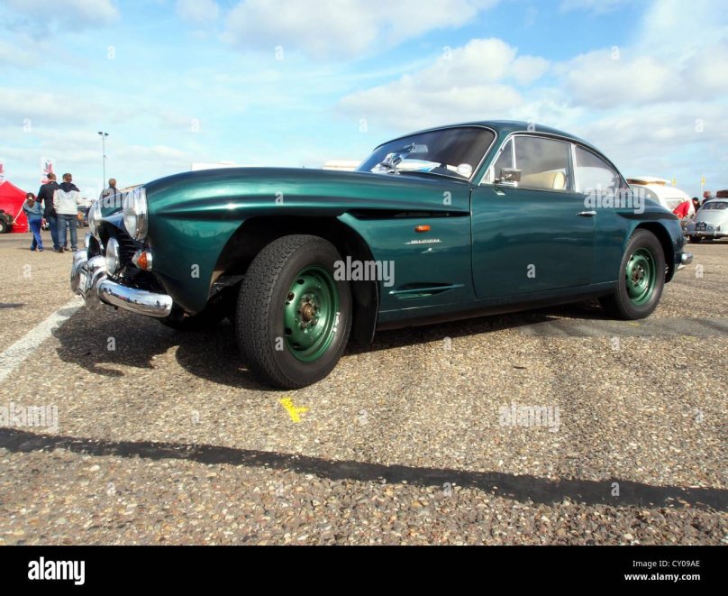 Зеленый Ягуар 1961