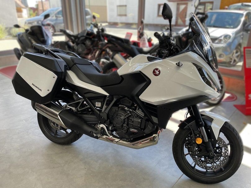 Хонда НТ 1100