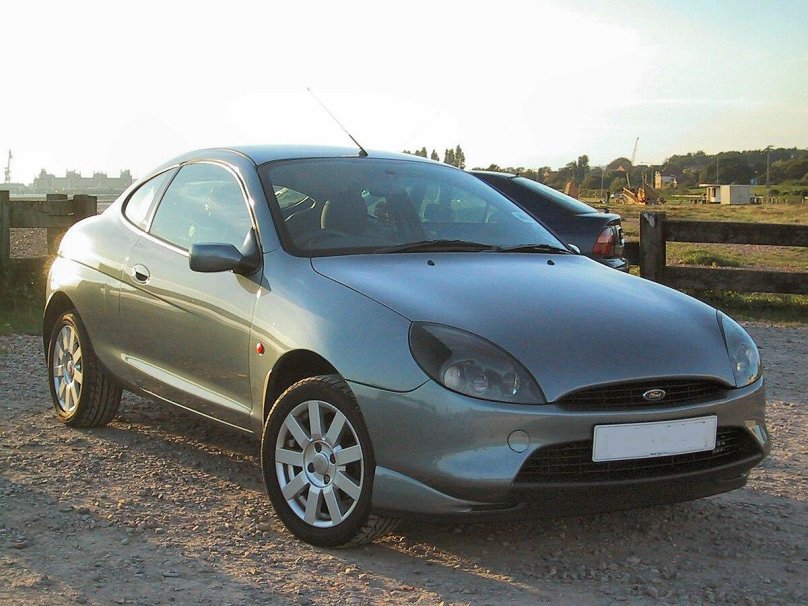 Ford Puma 2000