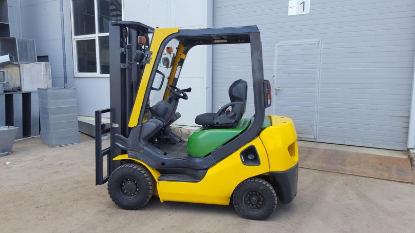 Погрузчик Komatsu fg18t.