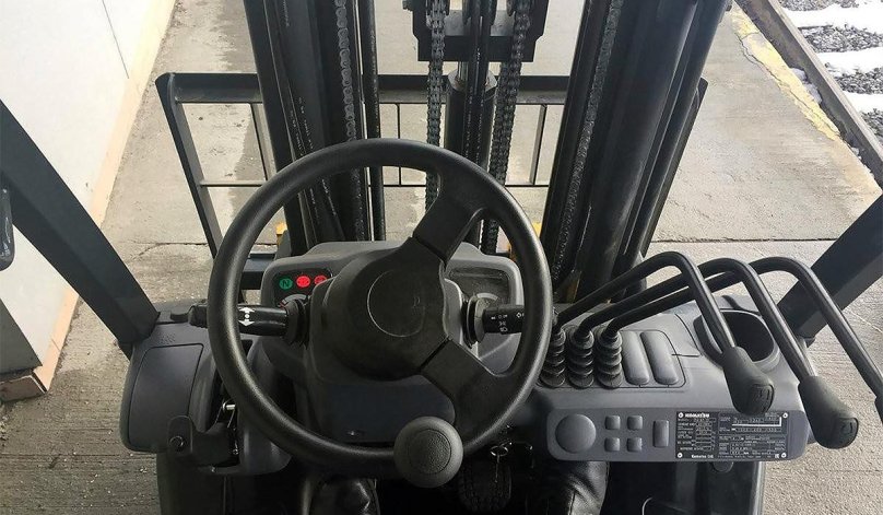 Погрузчик Komatsu fd30t-16