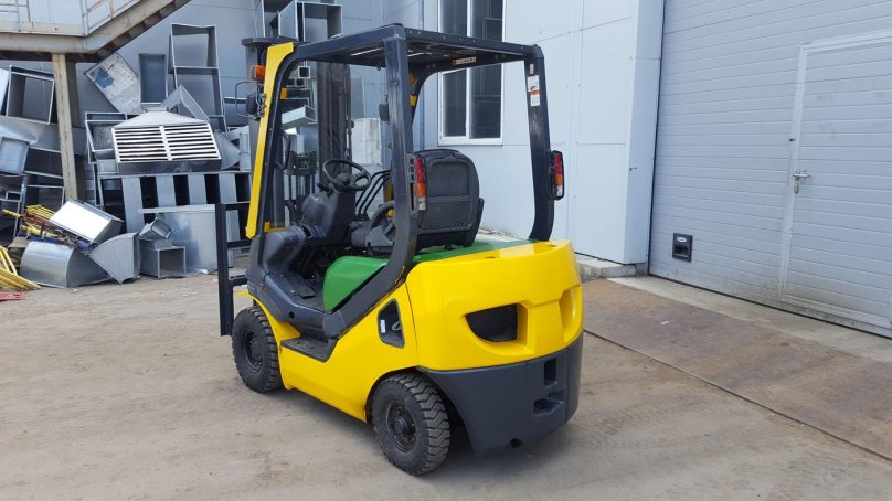 Погрузчик Komatsu fg18t.