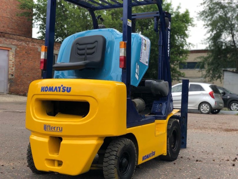 Погрузчик Komatsu fg15