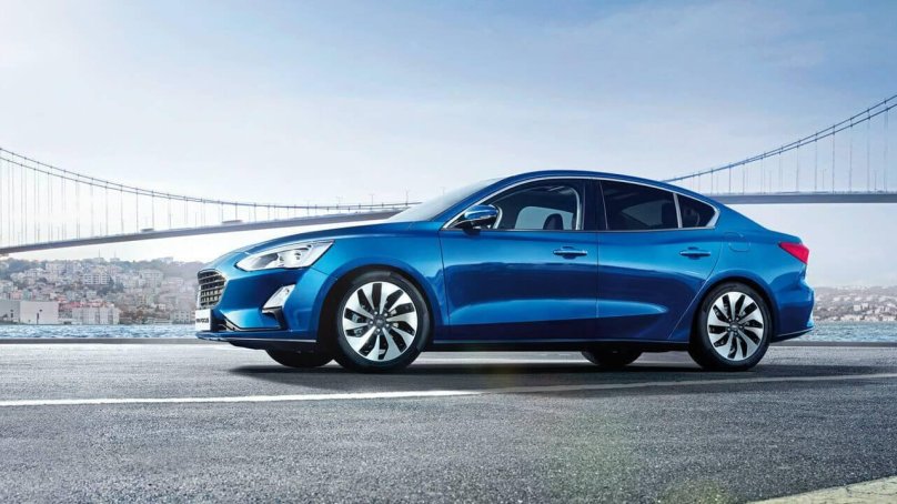 Ford Focus 2021 sedan
