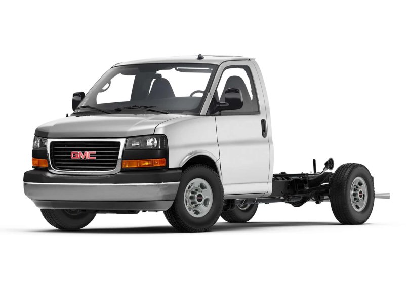 GMC Savana Cargo van 2020