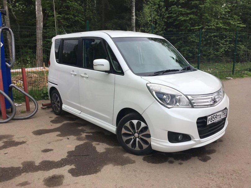 Мицубиси Делика д2