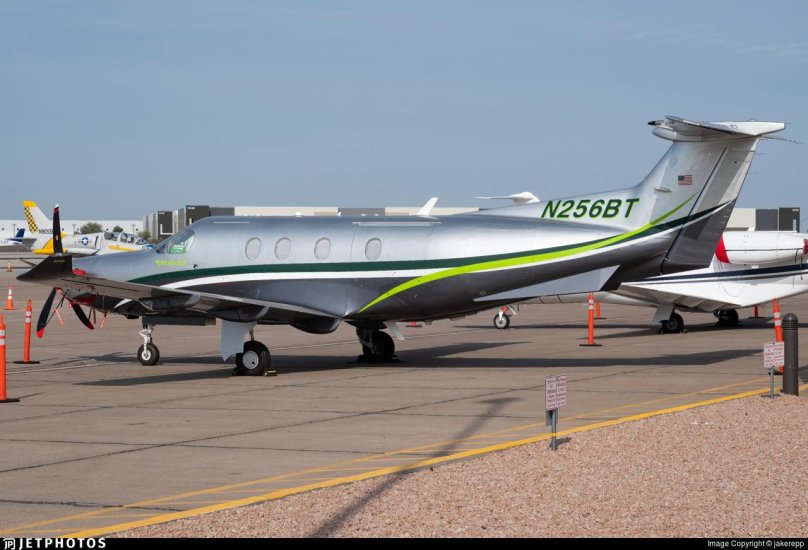 Пилатус 12 01501