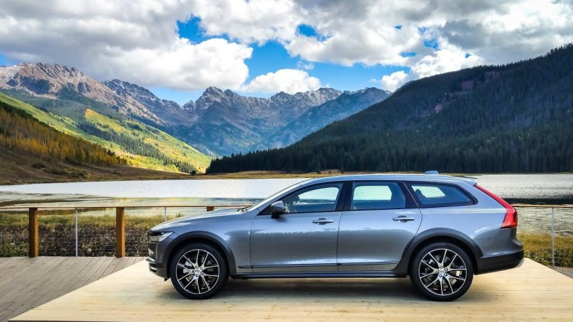 Вольво в90 кросс Кантри