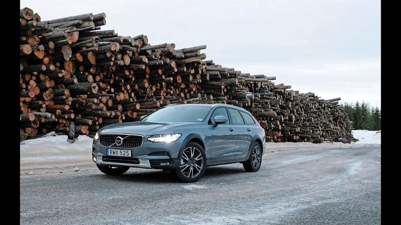 Volvo v90 Cross Country 2021