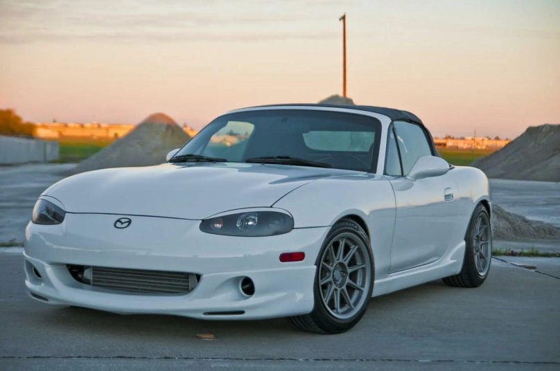 Mazda Miata 2000