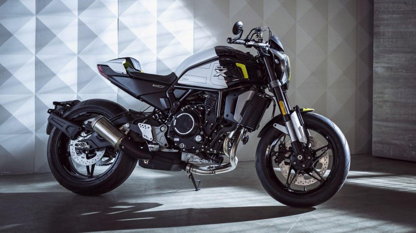 CFMOTO мотоцикл 700