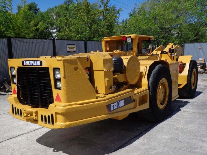 R1300 Caterpillar