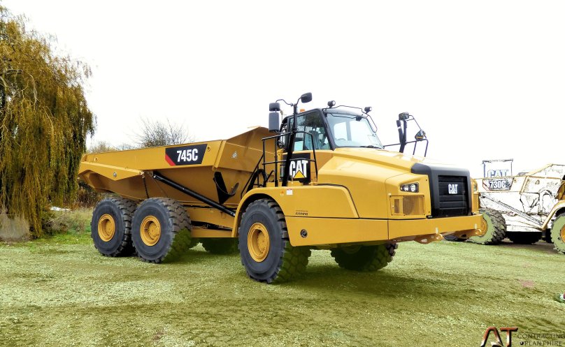 Caterpillar 745c