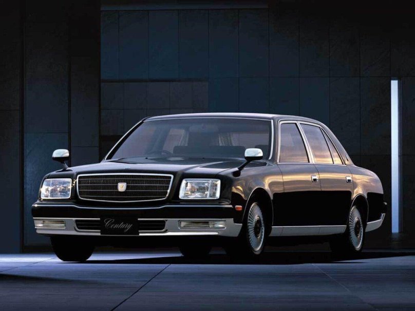 Toyota Century v12