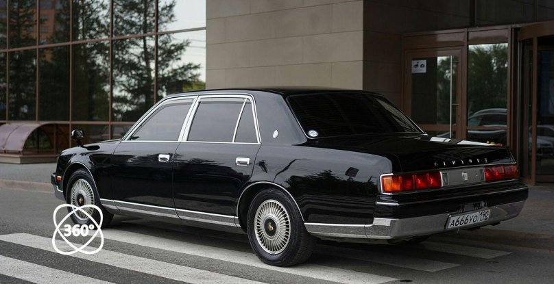 Toyota Century 1998
